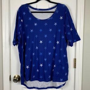 Croft & Barrow blue short sleeved top with blue and white stars. Size 2X